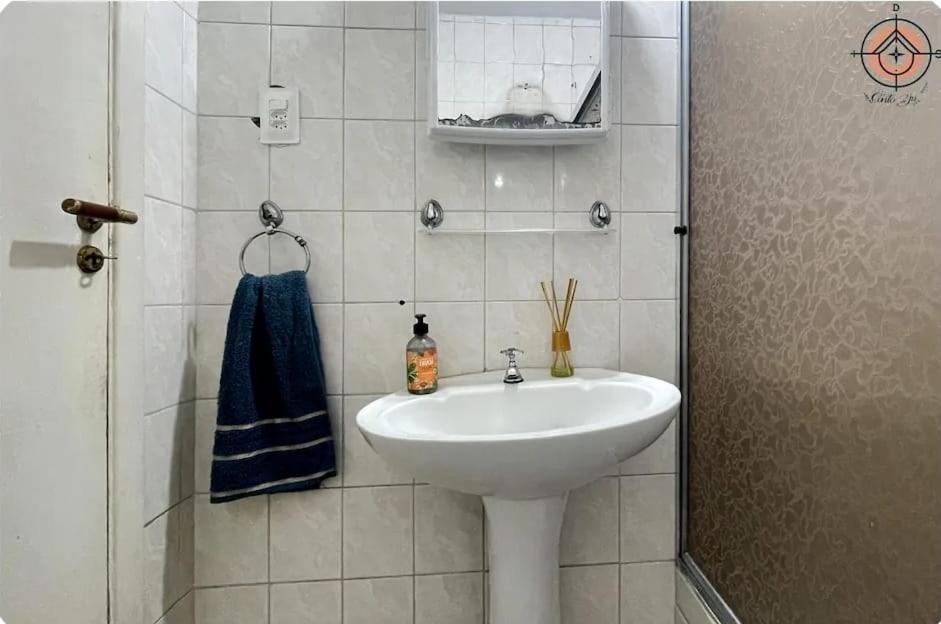 Avenida Paulista - Casal Em Compartilhado Homestay